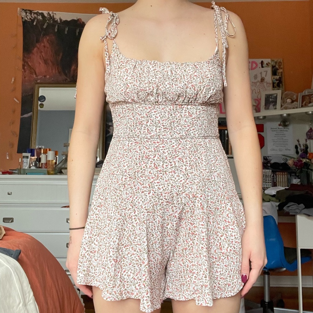 Princess Polly floral romper